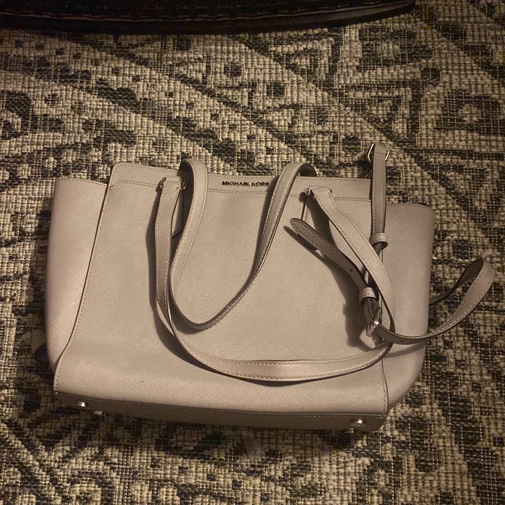Grey Michael Kors Bag!